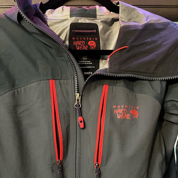 Mountain hardware jacket - Picture 2 of 4